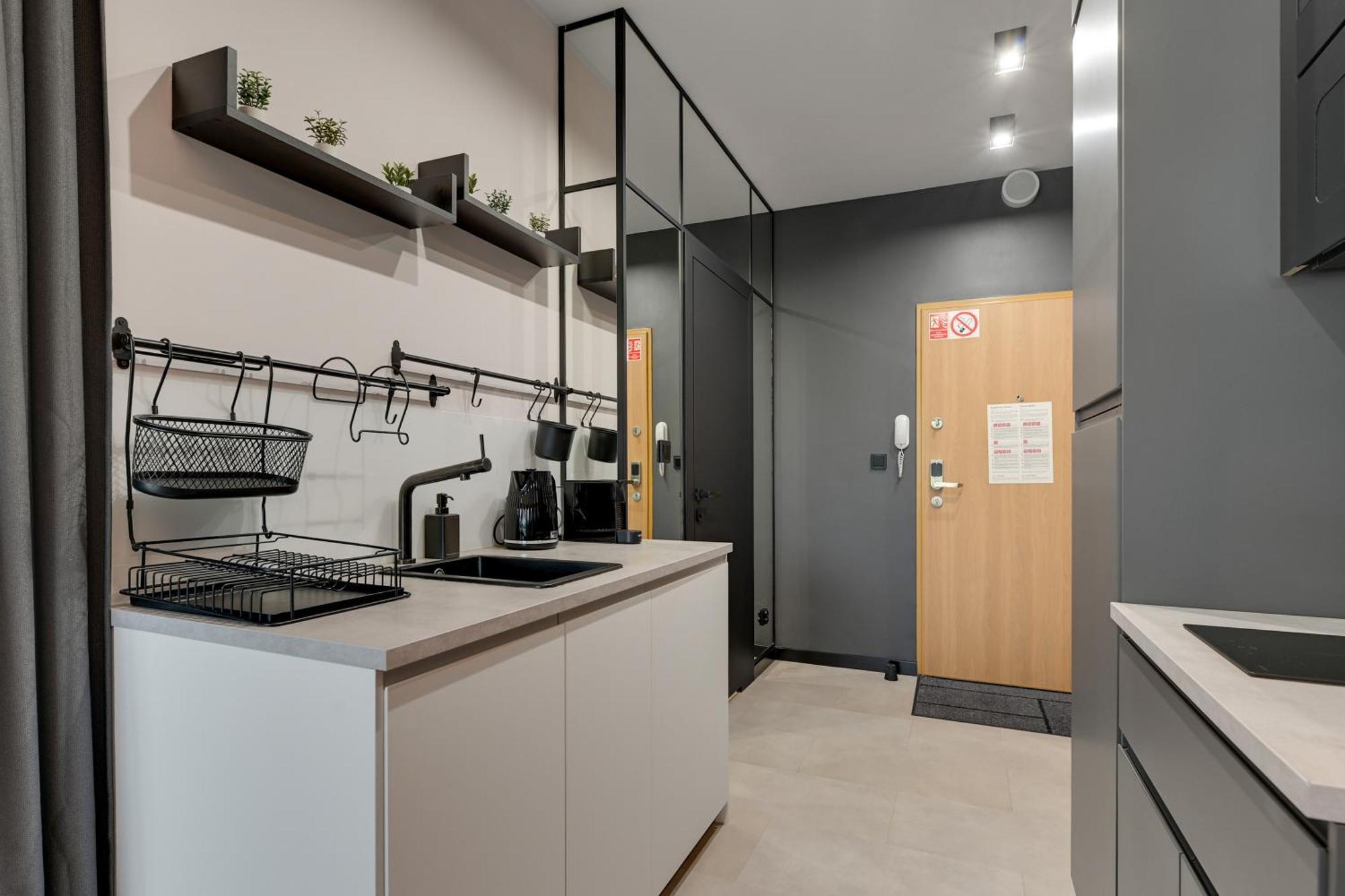 Hellogdansk Walowa With Parking By Lion Apartments Ngoại thất bức ảnh